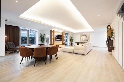 더 럭셔리 다운타운 코리빙