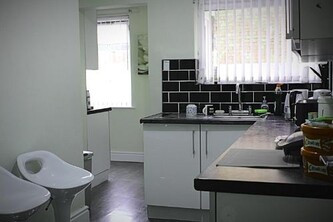 Spacious Double Room in Anfield