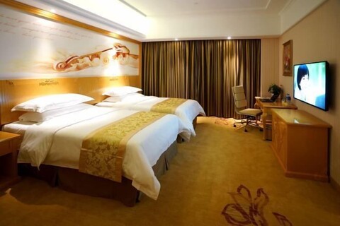Vienna Hotel (Shanghai Hongqiao International Exhibition Center Huaxin)
