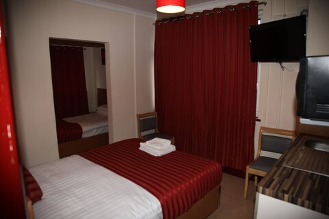 그로브 아파트먼트