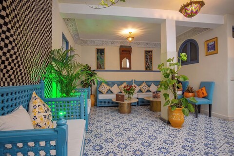 리아드 위나루즈