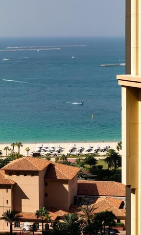 해피 아카데미아 JBR