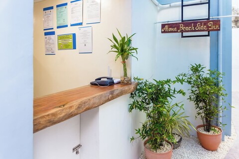 ALONA BEACH SIDE INN