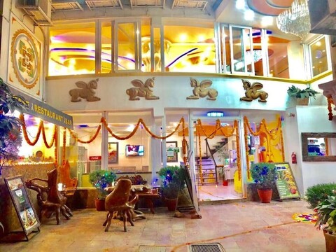 로열 펭귄 부티크 호텔 앤드 스파