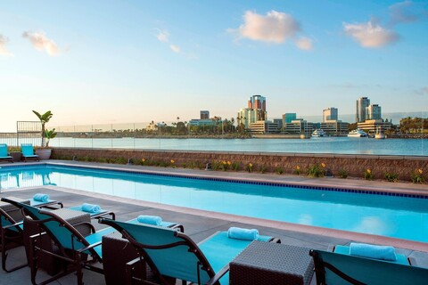 레지던스 인 바이 메리어트 다운타운 롱 비치