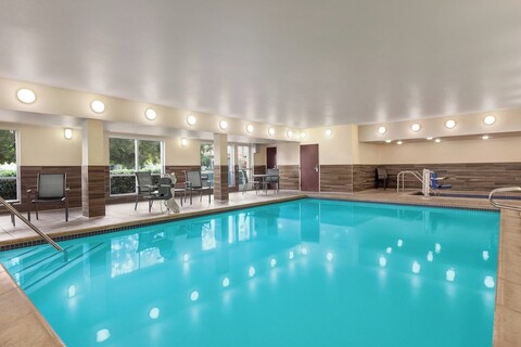 페어필드 인 바이 메리어트 비잘리아 세쿼이아