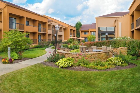 코트야드 바이 메리어트 시카고 디어필드