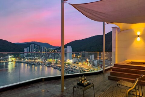 부산 흘로부산(3월신축)