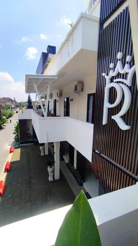 푸리라마 게스트하우스 덴파사르 발리