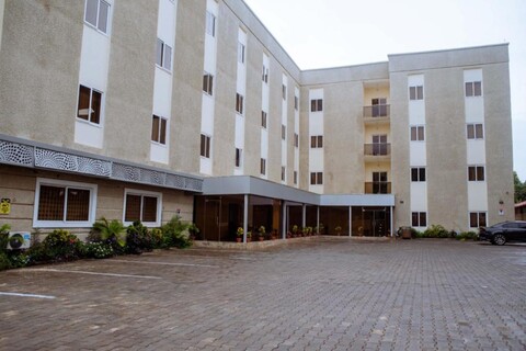 CheckInn Hotel Gimbiya 