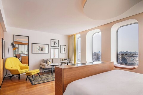 르네상스 파리 리퍼블릭 호텔