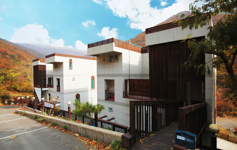 울산 창밖을보라펜션