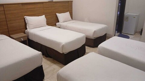 푼두크 아리즈 알 자하비 마카