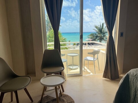 루치아나 호텔 & 비치 클럽