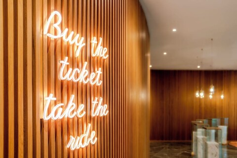 파이브 주메이라 빌리지 두바이