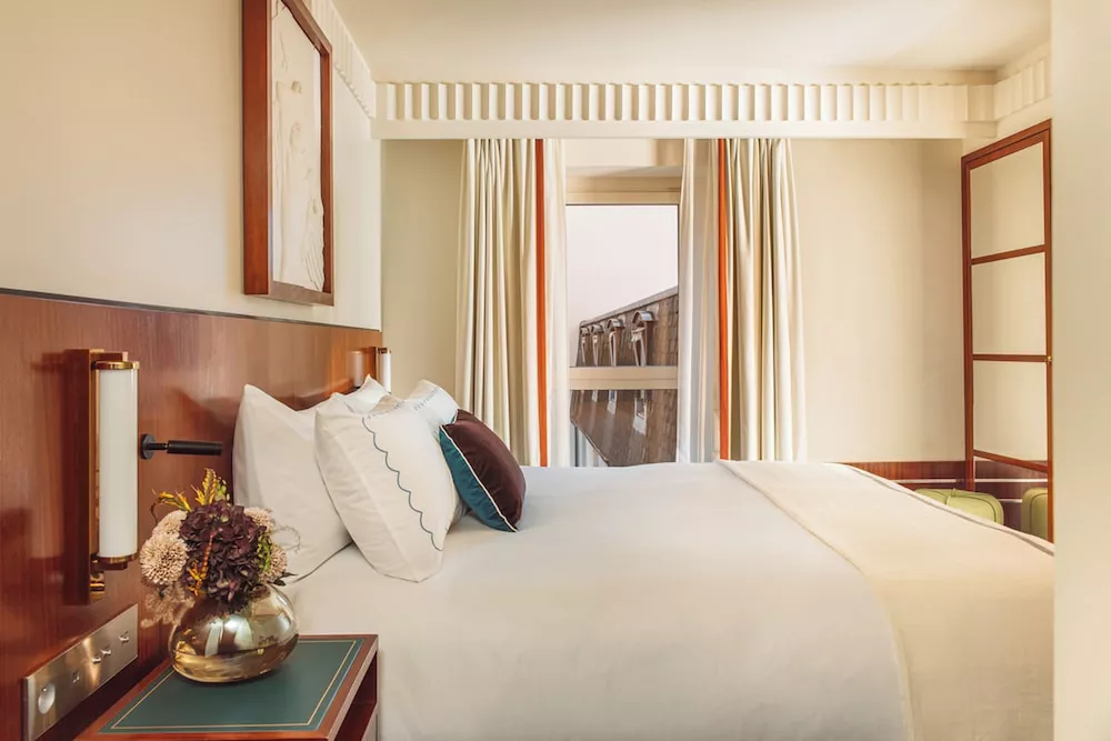 Grands Voyageurs Hotel