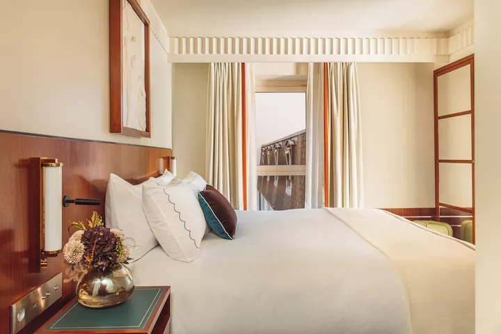 Grands Voyageurs Hotel