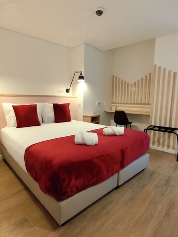 바칼로에이로스 125 호텔