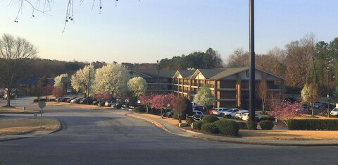 브릭 로지 애틀랜타/노크로스