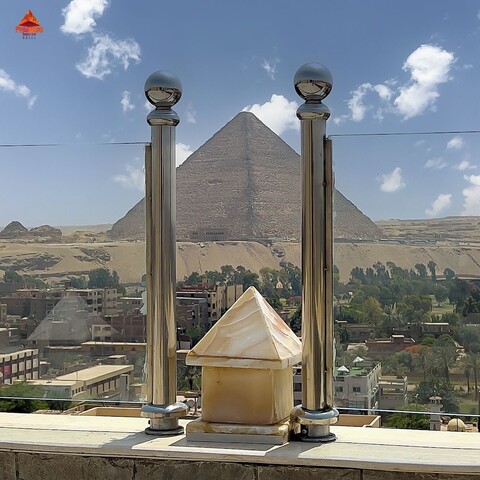 피라미드 타워 뷰 인