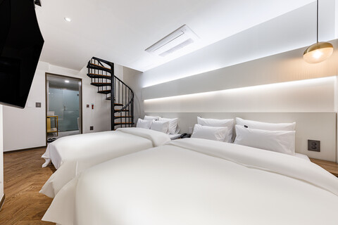 오산 YAJA 오산역점