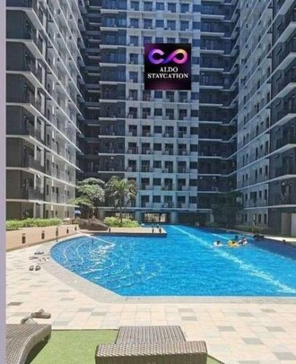 Aldo mall of Asia shore 3 residence