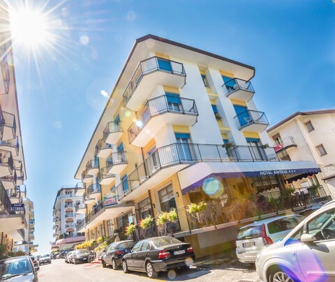 호텔 아조레 & 안틸레