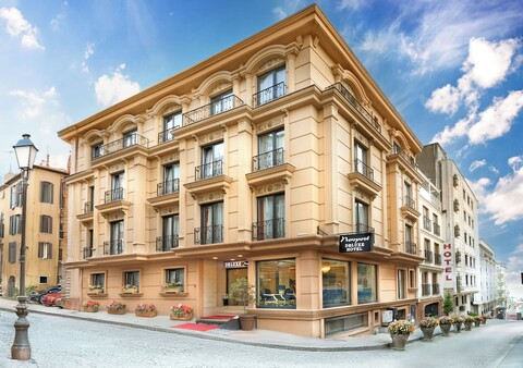 디럭스 뉴포트 호텔 - 올드 시티