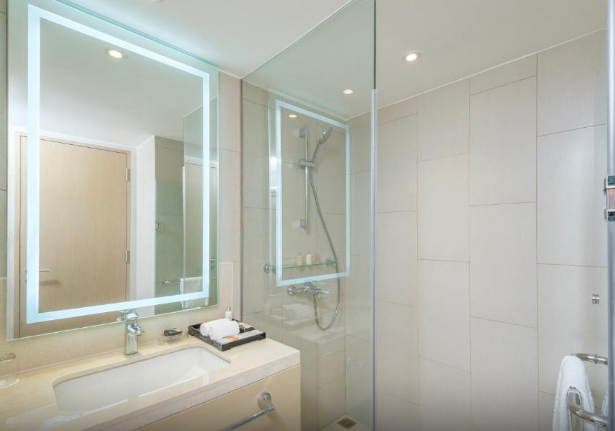 room detail thumbnail 2