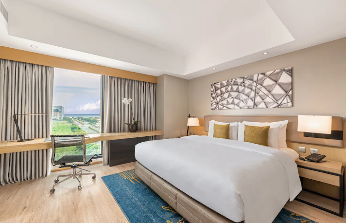 room detail thumbnail 0