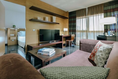 에스페리아 피라