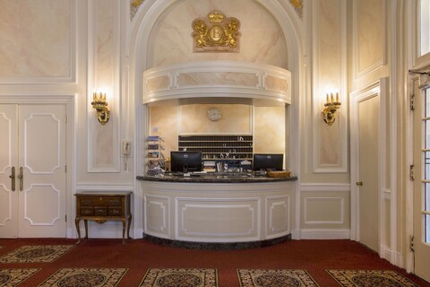 베레스퍼드 암스 호텔