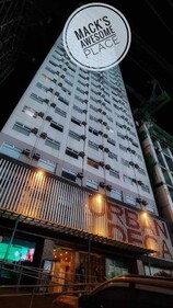 Macks Awesome Place 22 Fast Wifi Premium Netflix