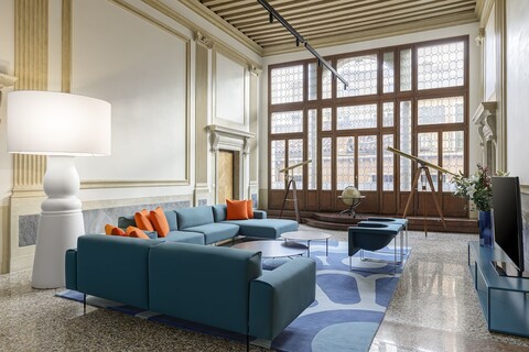 룸 메이트의 꽃의 궁전