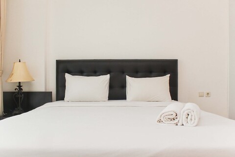 풀리 퍼니시드 위스 코지 디자인 2BR 더 벨레자 아파트먼트