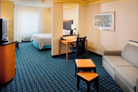 페어필드 인 & 스위트 트웬티나인 팜스-조슈아 트리 내셔널 파크