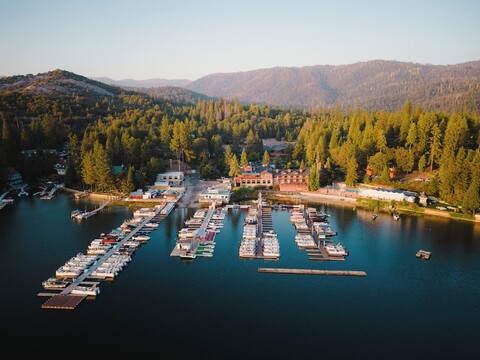 더 파인스 리조트