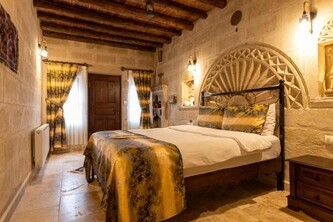 Midland Cave Suites