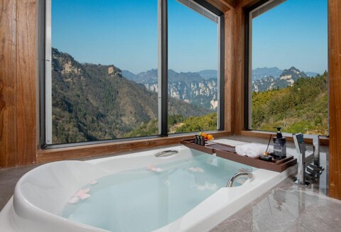 Zhangjiajie Valley Love Holiday hotel