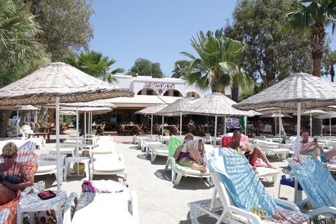 톨로만 호텔 비테즈 비치