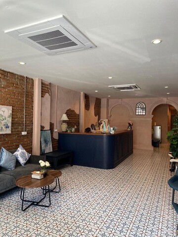 플런 푸켓 부티크 호스텔