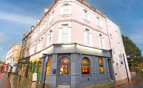 더 오벌 근처 처치 스트리트 호텔 바이 벨빌라