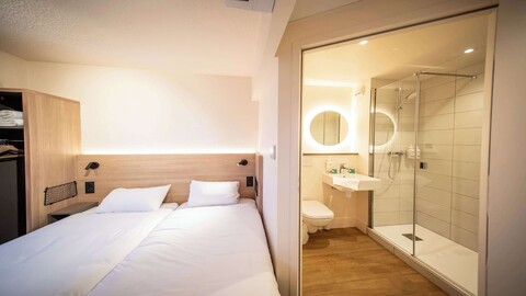 프리미에르 클라세 안시 크랑-제브리에