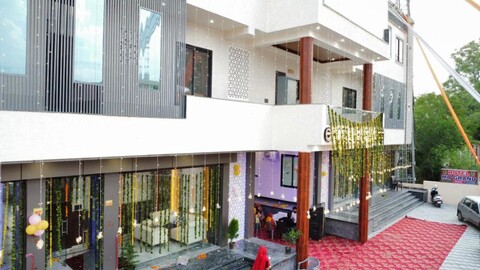 Hotel MB Grand