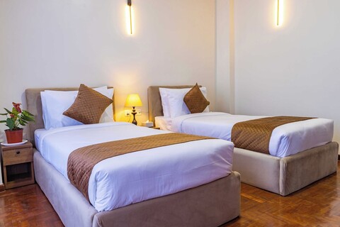 멘도 호텔 & 스튜디오 스위트