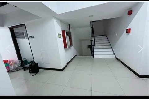 KrystalClaine Homestay-Burnham Hill Condo by ZUZU