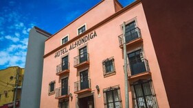 Hotel Alhondiga