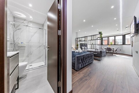 런던 북부 라인 근처의 서비스형 스튜디오 플랫