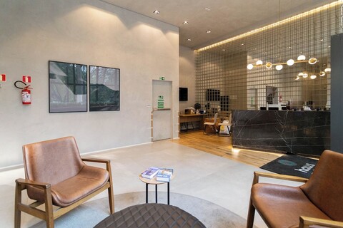 하우스 미트리 피네이루스