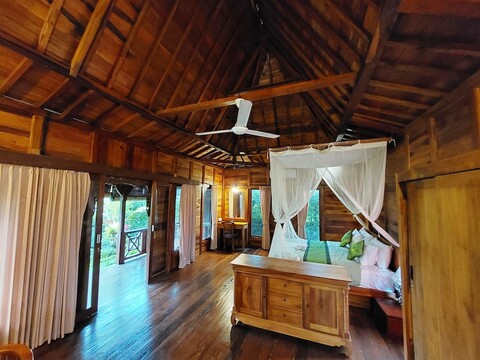 시바난다 앤틱 빌라스 바이 EPS